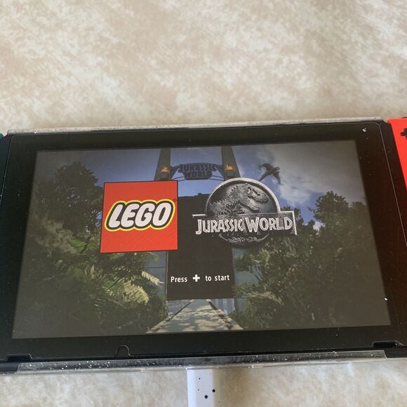 LEGO Jurassic World Nintendo Switch - Cartridge Only - Picture 5 of 5